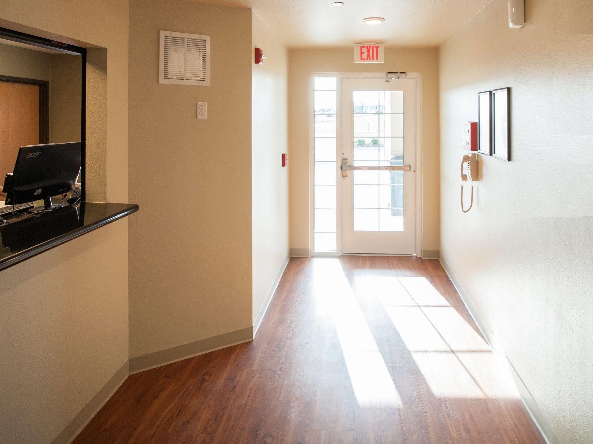 Woodspring Suites College Station Buitenkant foto